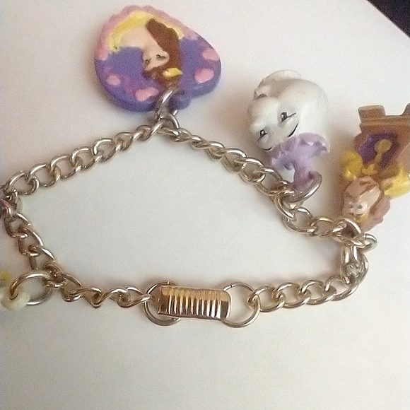 1992 Beauty and the Beast Charm Bracelet - Picture 7 of 7